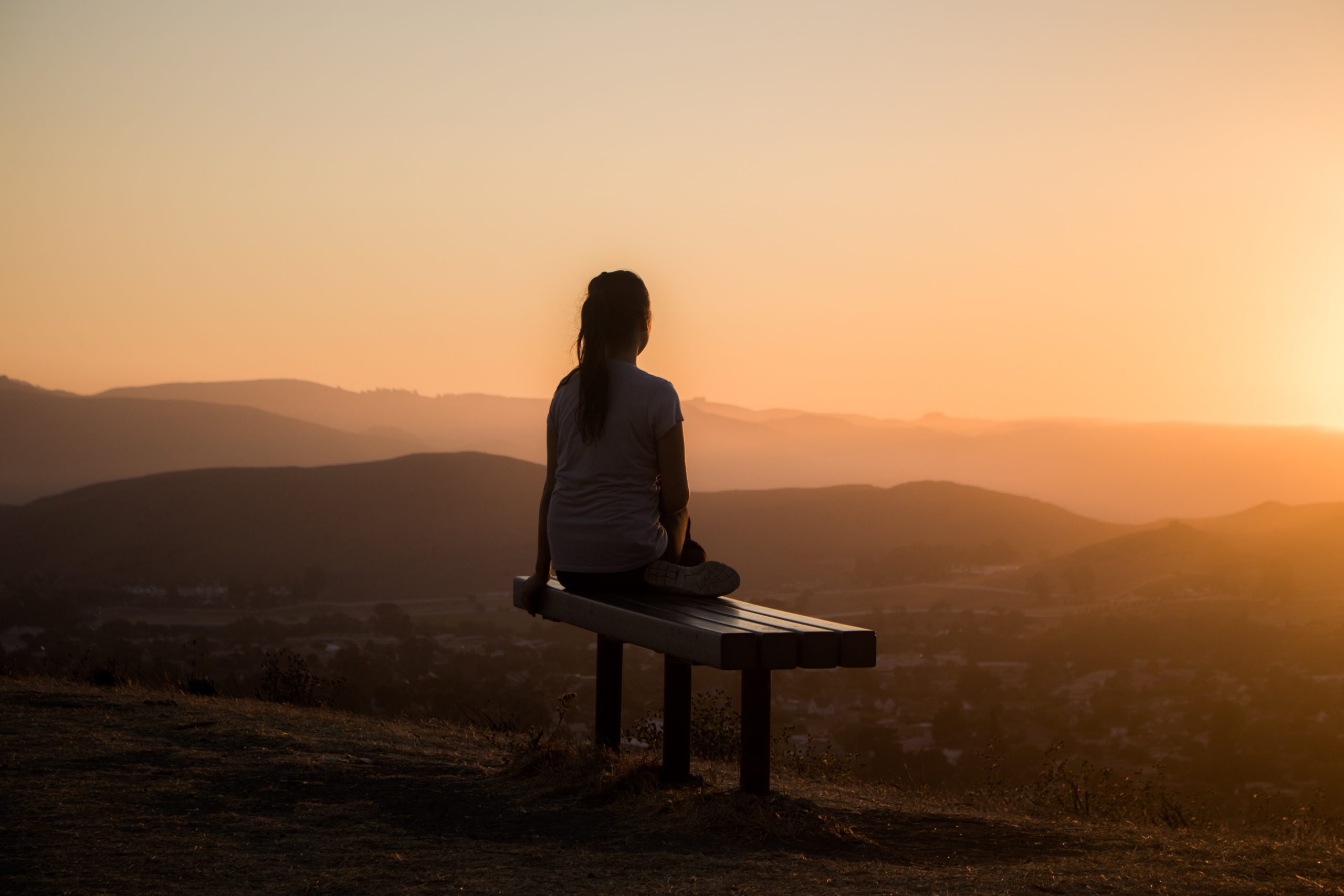 holistic ways to calm anxiety